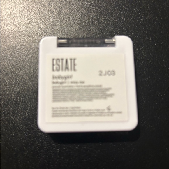 Makeup Lot (Small Makeup Bag with 4 items) - Picture 7 of 7